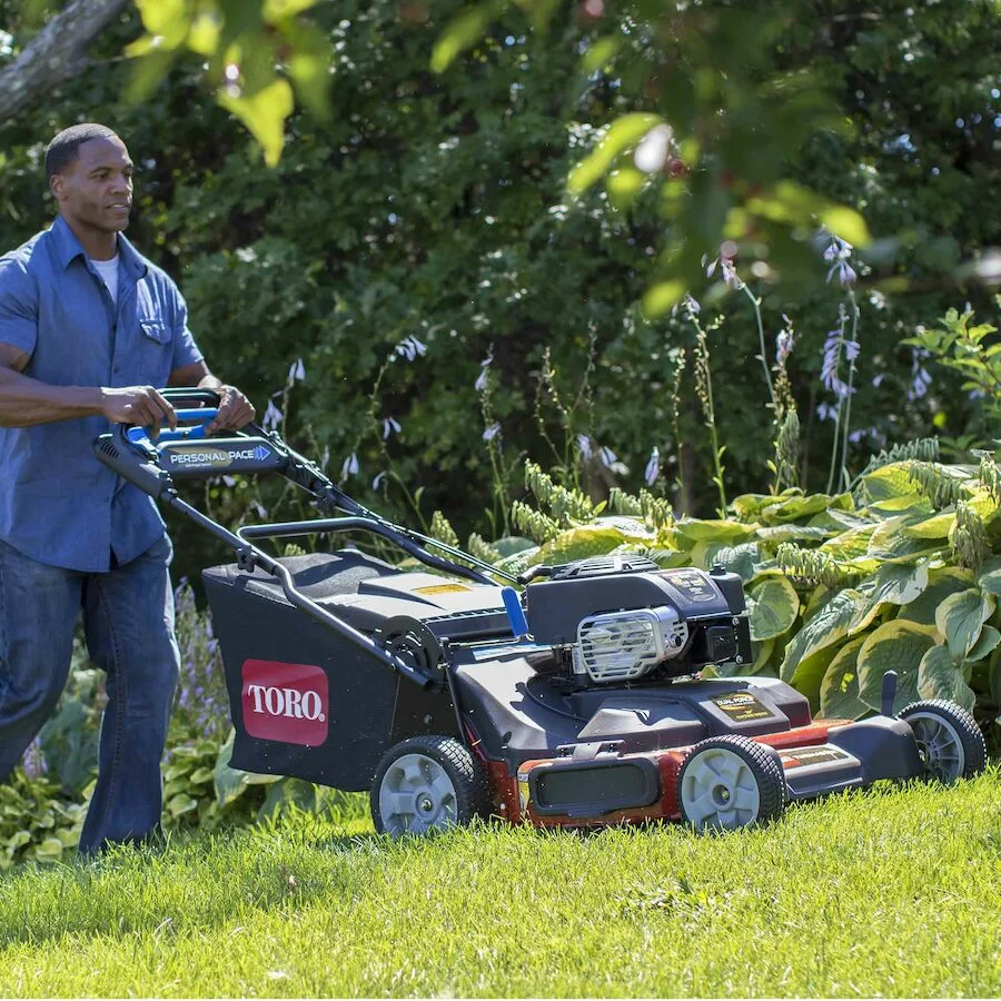 Toro TimeMaster 21199 30 in. 223 cc Gas Self-Propelled Lawn Mower thumbnail 2